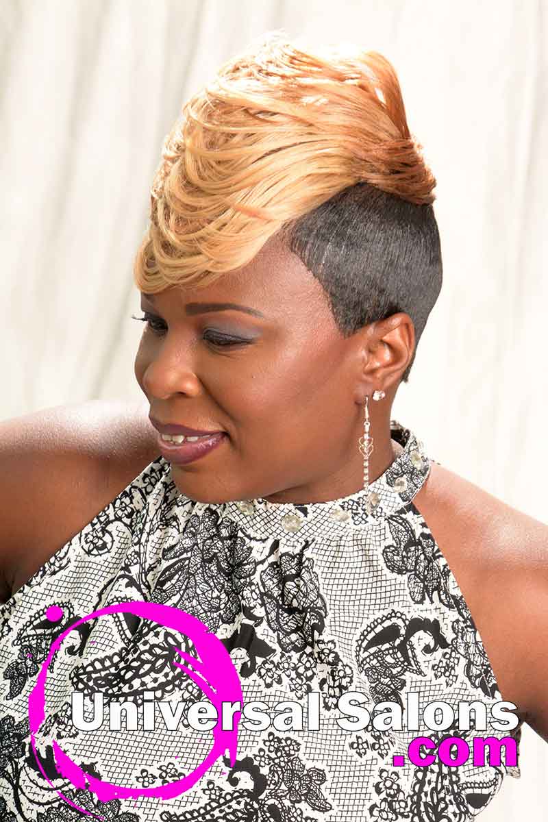 Short Blonde Hairstyle with Tapered Sides from Katina King (3)